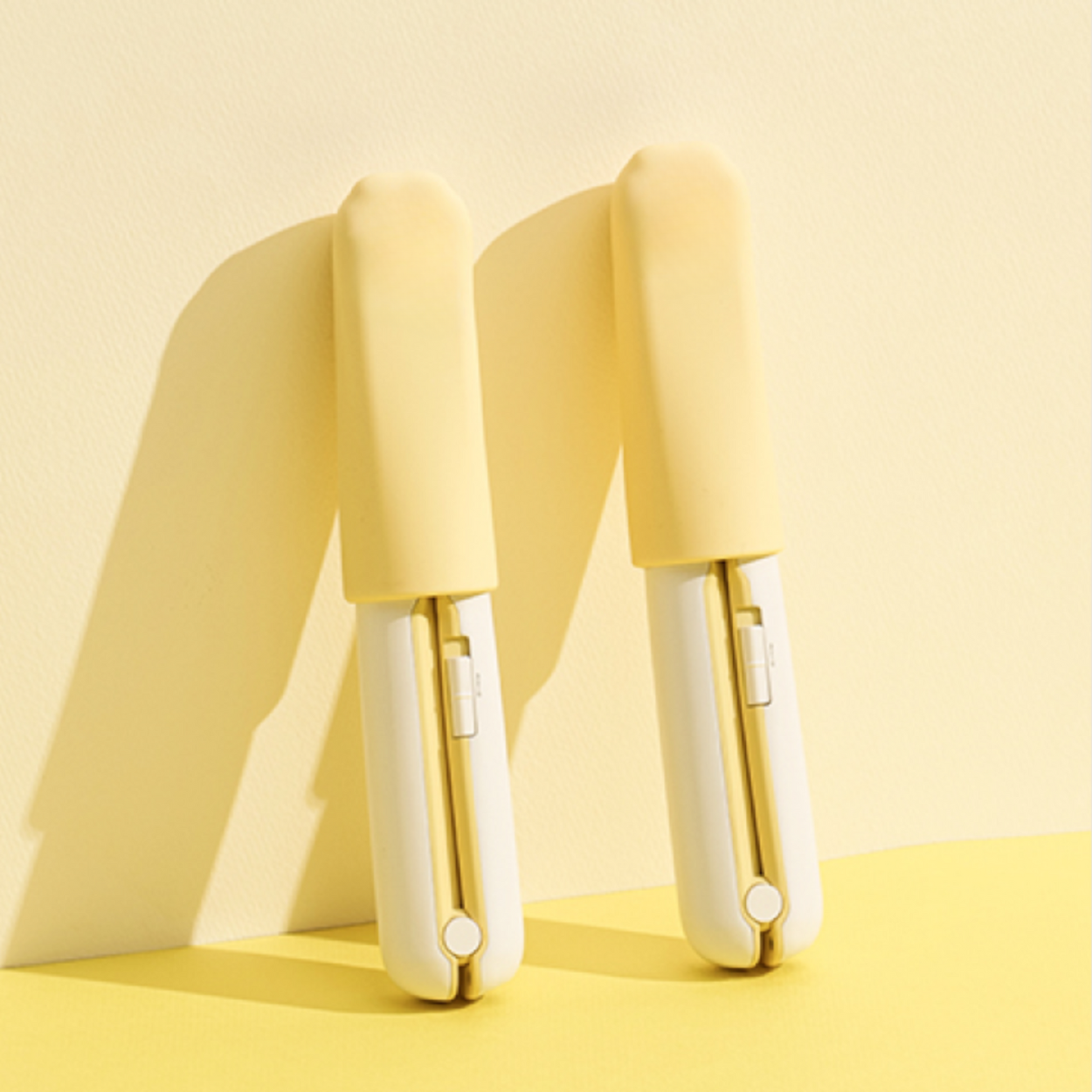 Silicone Case Wireless Mini Hair Straightener